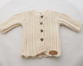 Handgestrickte Babyjacke "Edelweiß" Gr. 74