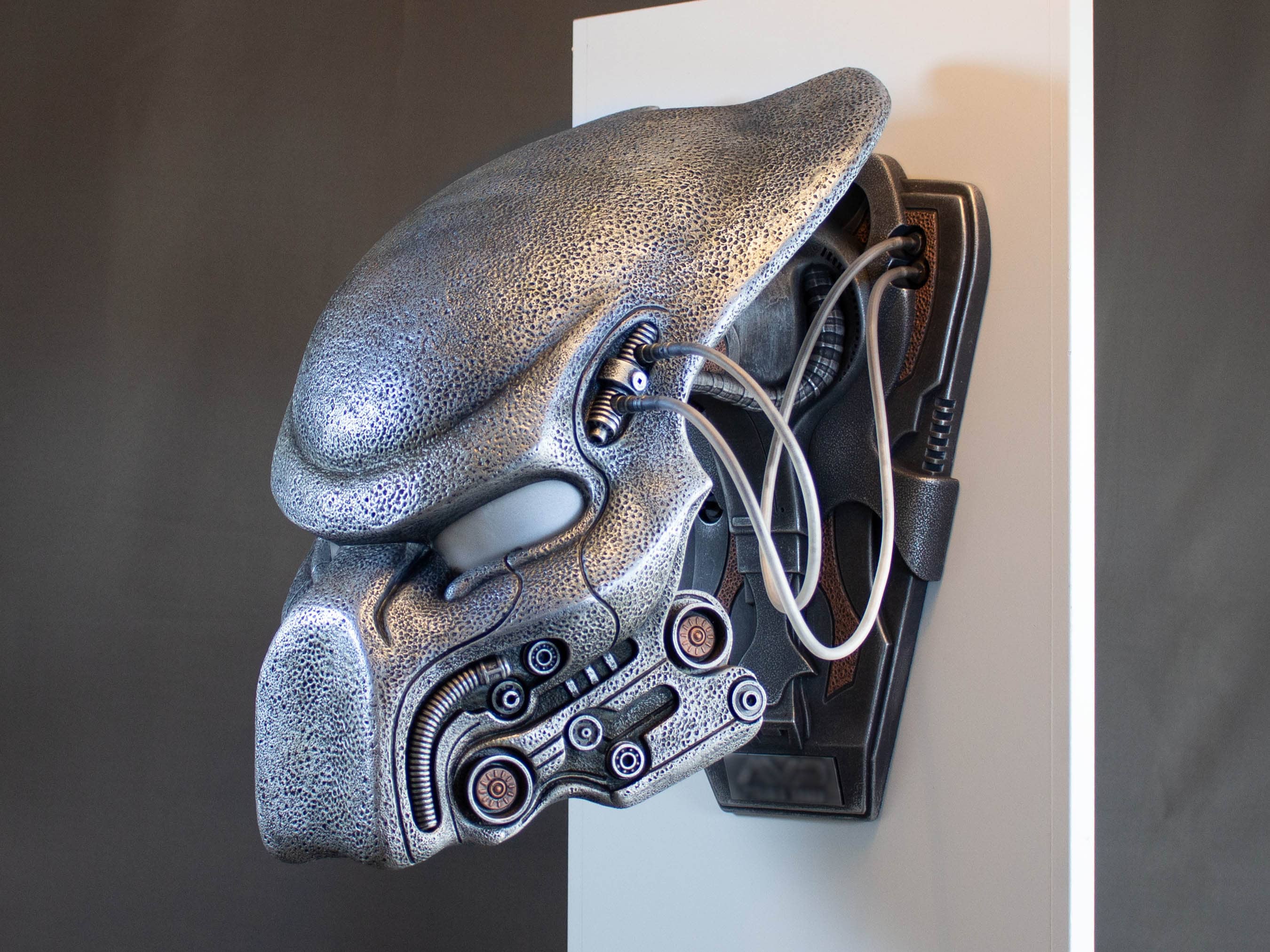 ピラミッドガード プレデターマスク レプリカ - Etsy 日本