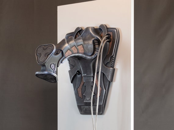 ピラミッドガード プレデターマスク レプリカ - Etsy 日本