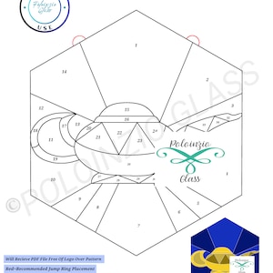Puede incluir: Un dibujo en blanco y negro de un patrón de lámpara de genio de vidrio coloreado con 35 piezas. El patrón incluye el texto "Genie Lamp" y "Poloinzio Glass".