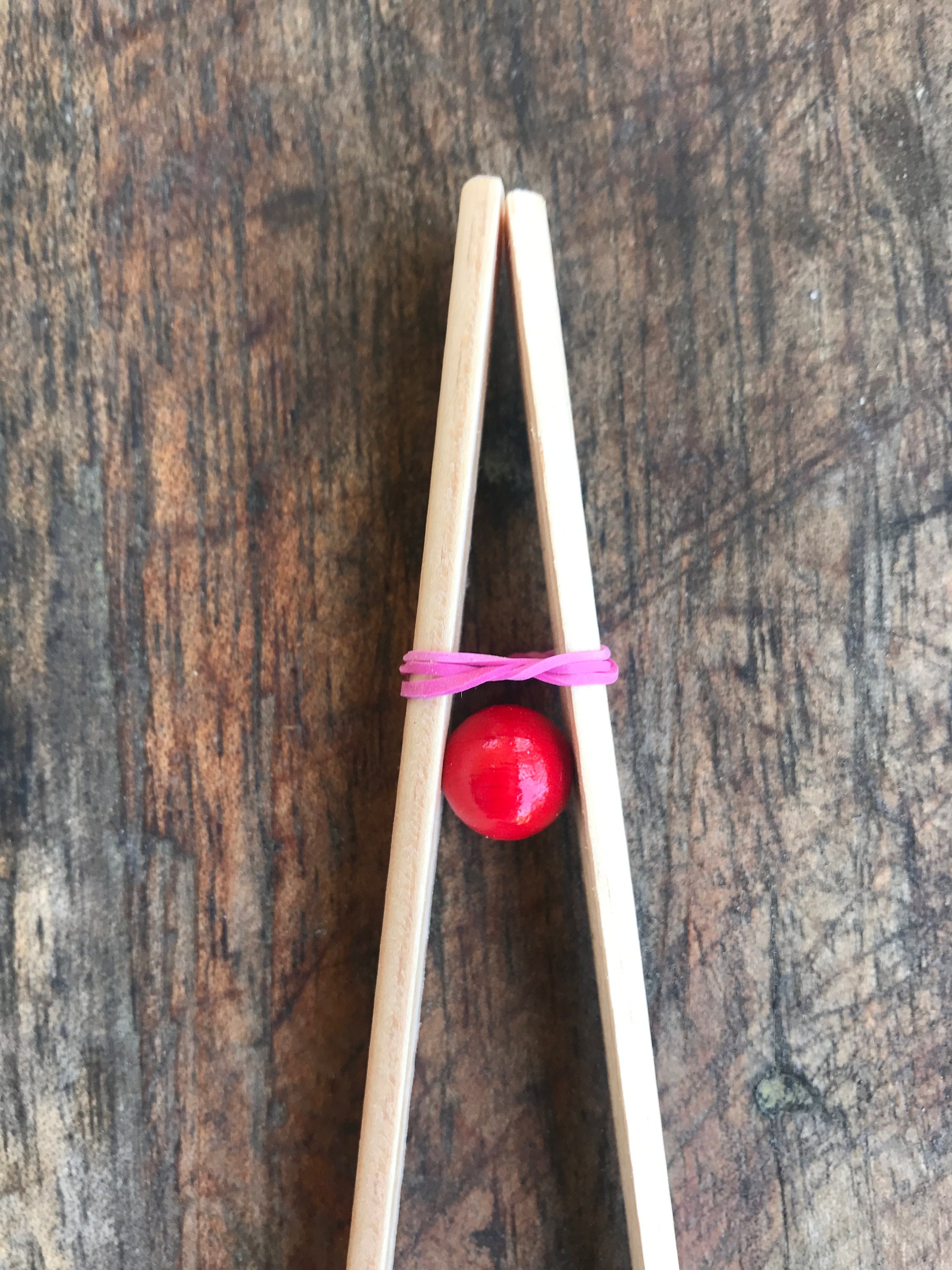 Wooden toast tongs, 21 cm long, max. width 4.7 cm, for removing toast or toast from the toaster, handmade, utensil