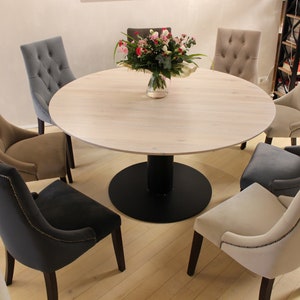 Metal PEDESTAL Base Expandable DINING TABLE With Metal Legs Available In Round And Oval Shapes – Custom Functional Extension Dining Table