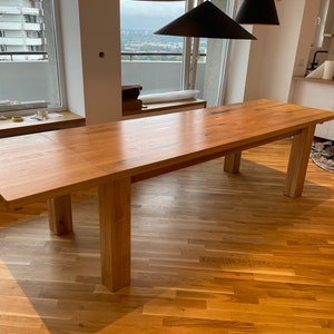 Mammouth Oakwood Extendable Dining Table - Traditional Expandable Rectangular Table - Sturdy Large Family Table - Extending Dining Table
