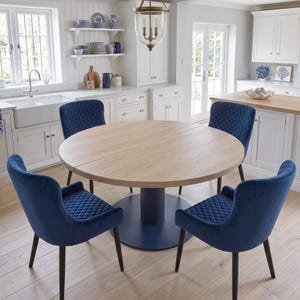 Mesa de comedor extensible de roble: Muebles personalizados hechos a mano, mesa redonda ovalada de madera con base de pedestal de metal.