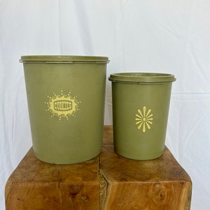 Vtg mid Century Avocado Green Tupperware Servalier Canisters set of 3