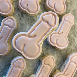 Willy Hen Party Biscuits