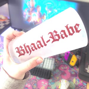 Bhaal-Babe - BG3 - **永久** UV DTF デカール 1x5" ウォーターボトルやガラス製品に最適 - 食器洗い機で洗えます! Aeterna Amantes へのギフト