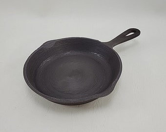 Cast Iron Skillet Double Spout 6 1/2 Inches Korea