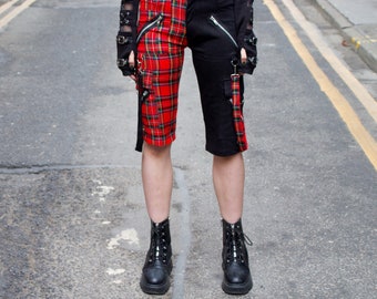 Red Tartan Black Punk Emo Rock Grunge Outfit Aesthetic Dark Fashion Alternative Split Leg Zipper 3/4 Shorts