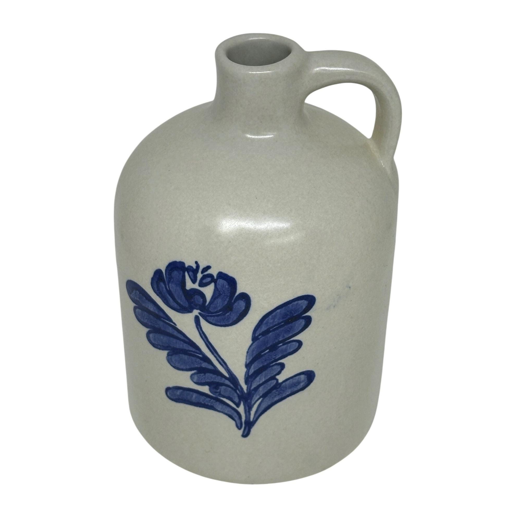 VTG Pfaltzgraff Yorktowne Stoneware Jug Pitcher #563Y Blue Flower  display picture 1