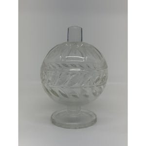 VTG Clear Glass Candy Dish With Lid & Pedestal Base 5.5 inches Tall