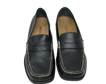 VTG Aerosoles Penny Loafers Black Leather Square Toe Contrast Stitch 7.5B Womens