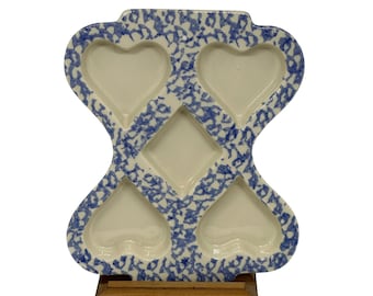 VTG Friendship Pottery Roseville Ohio Heart Muffin Pan Blue White Spongeware