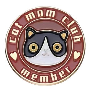 High-Quality Environmental Protection Alloy Animal Brooch Pin Cartoon Cat Cute