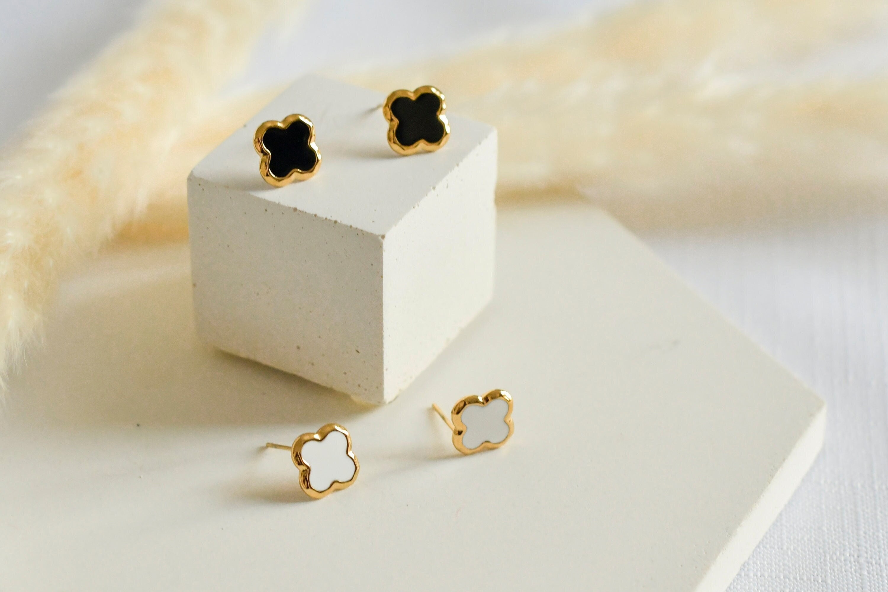 Hoop Earrings Louis Vuitton Clover Earrings Clover Earrings Louis