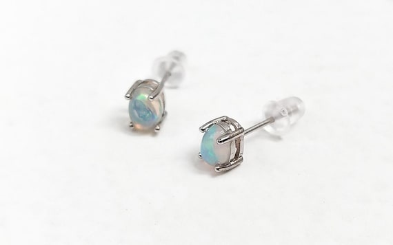 Boucle d'oreille argent 925 et pierre précieuse opale naturelle - clou et puce d'oreille pour femme