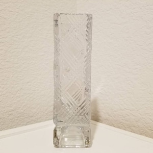 Vintage 1980 Avon Vase, Clear Crystal Glass Vase, Art Glass vase, 6&quot; tall Glass Vase, Minimalist Decor Vase, Gift for Her, Glass Bud Vase