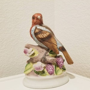 Vintage Porcelain Bird Figurine, Garden Bird Figurine, Red Robin Ceramic Hand painted Bird Paperweight 6.5&quot;, Bird Garden Decor Collection