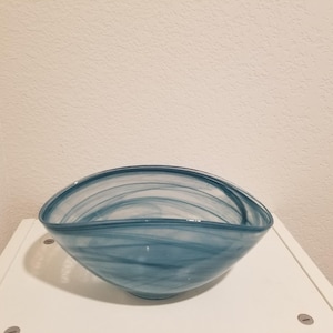 Blue Scalloped Edge Glass Bowl, Oval Blue White Glass Bowl, Artistic Accents Decor Centerpiece, Aqua Swirl Art Glass Bowl, 10&quot; Candy Bowl