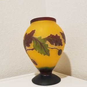 Vase Teleflora du milieu du siècle vase cadeau Teleflora vintage, vase en verre d’automne de couleur orange cuivré, pièce maîtresse de glands surélevés et de feuilles de gland