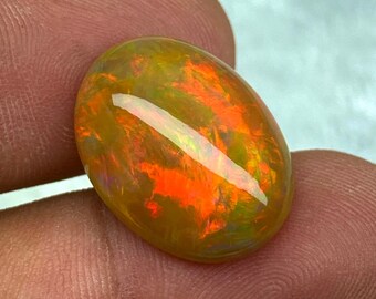 9.2ct Golden Ethiopian Opal, Oval Welo Opal, Bright 5/5 Rainbow Opal, Loose Gemstone Making Jewelry, 19*14.5*7.3 mm  EO-P-0705