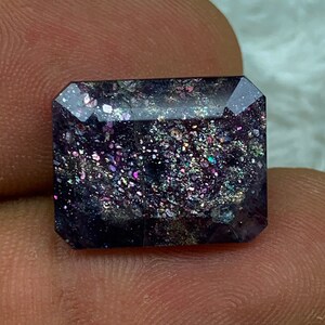 8.2ct Bloodshot Iolite Sunstone, Confetti Iolite Sunstone, Top Quality Iolite Sunstone, Sparkling Glittery Sunstone 15.5*12.2*5.7mm IS-0079