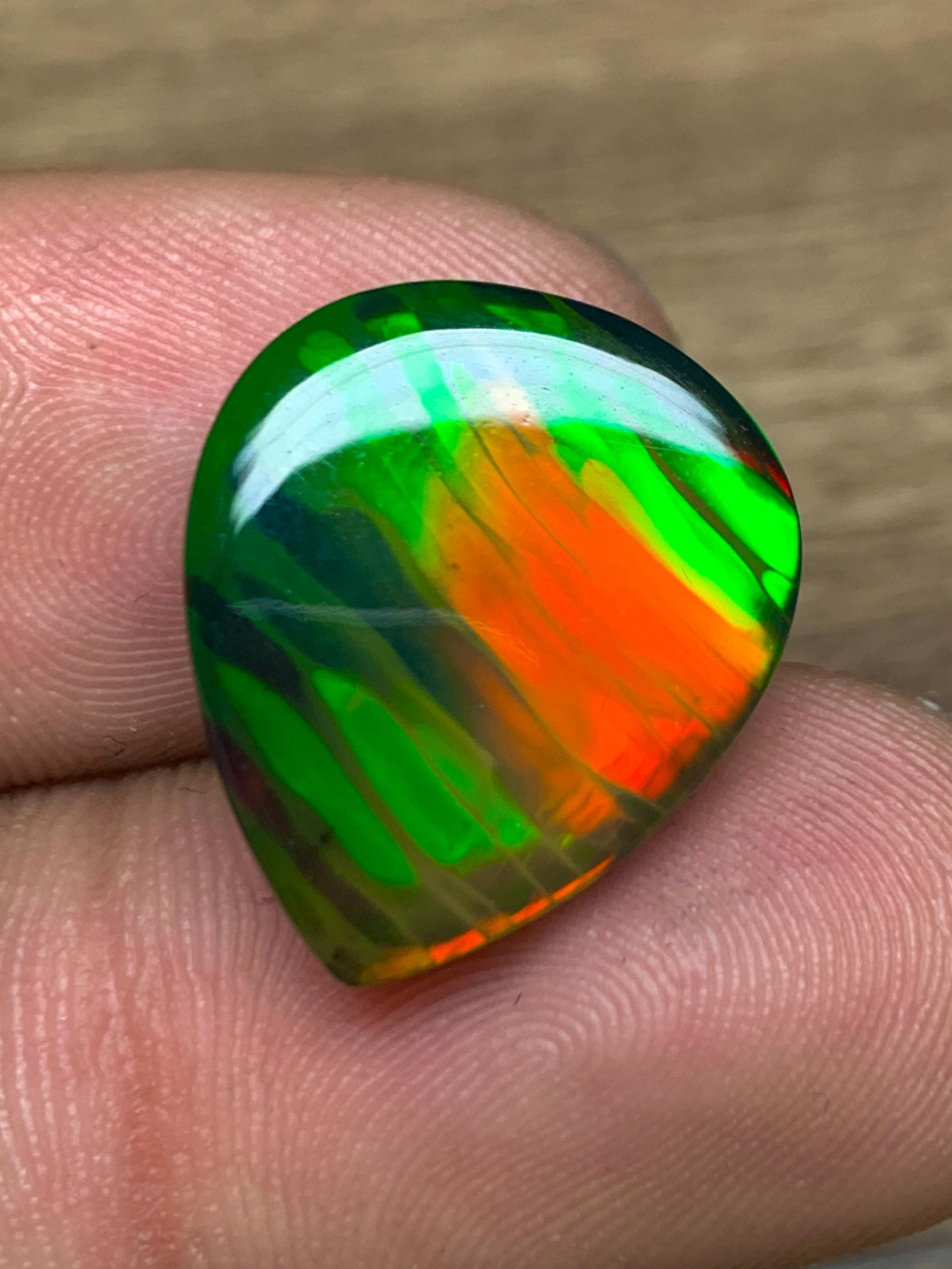 ハニカム ブラックオパール　エチオピア産 絶品】【5A+ランク】【8 0ct】ハニカムブラックオパール ハニカム