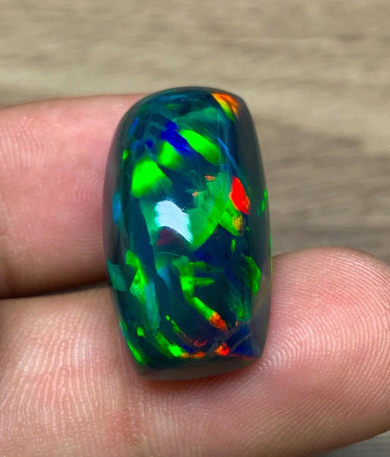 19ct レインボー ハニカム ブラック オパール、トップグレード