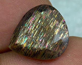 6,65 ct Meteor Shower Lattice Sunstone, Multi-Fires Black Sunstone, Rainbow Lattice Sunstone, Criss-Cross Sunstone 15,3*14,8*5,4 mm LS-0029