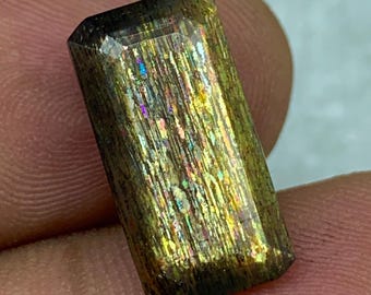 6,15 ct Meteor Shower Lattice Sunstone, Multi-Fires Black Sunstone, Rainbow Lattice Sunstone, Criss-Cross Sunstone 16,9*8,7*5,5 mm LS-0031