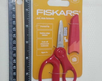 Pointed-tip Kids Scissors Fiskars 5 in. with Sheath Safety-Edge Red - Ages 4+