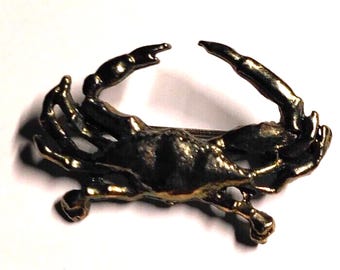 Vintage Silver Tone Crab Brooch Pin 1.5 Inch Dainty Beach Animal Pin Unbranded