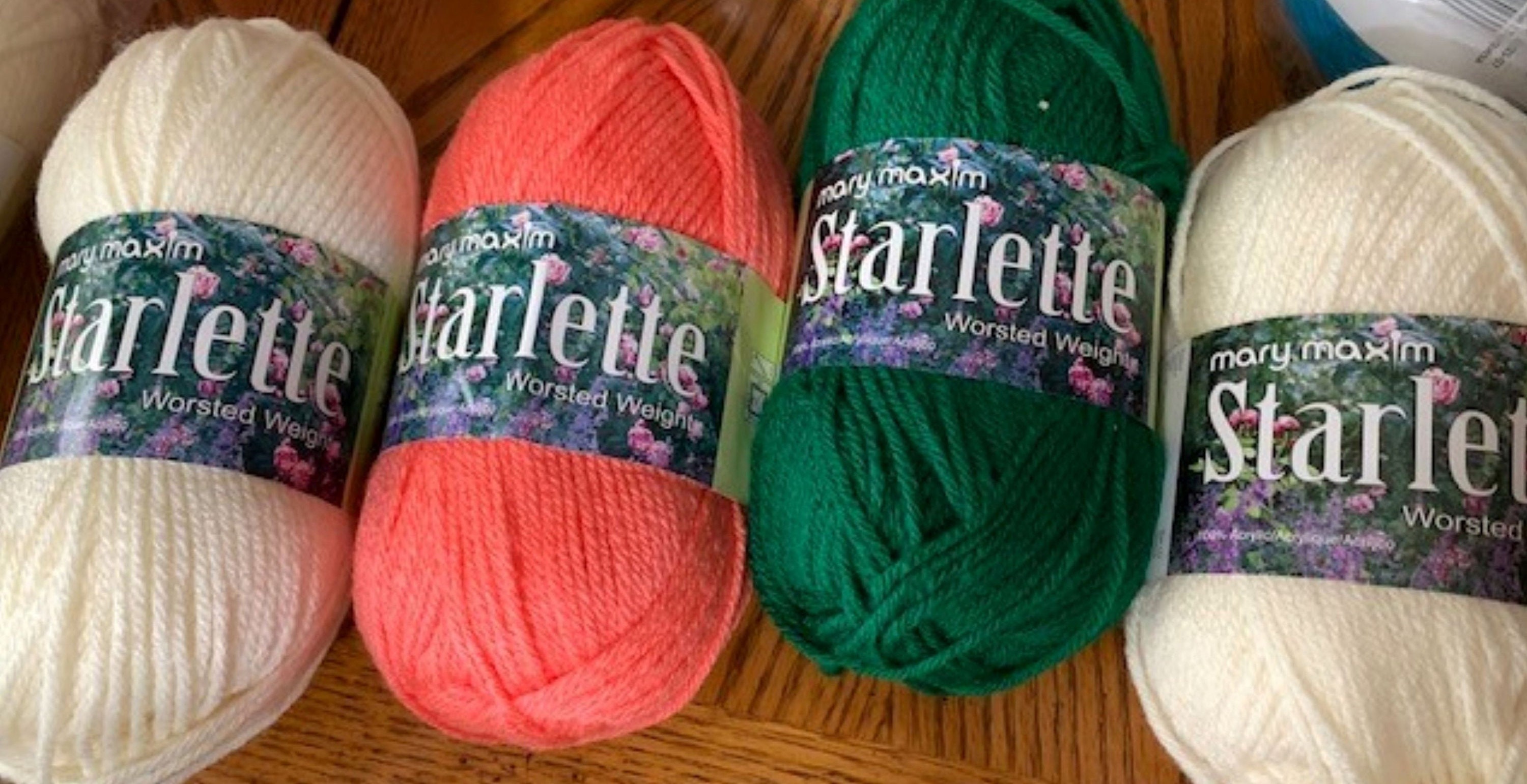 Mary Maxim Starlette Sparkle - Christmas Yarn