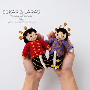 Sekar & Laras Yogyakarta Amigurumi Doll Pattern, Javanese Kebaya, Batik Jarik (PDF Download)