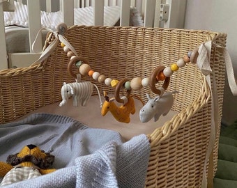 Kinderwagenkette mit Tieren aus Leine