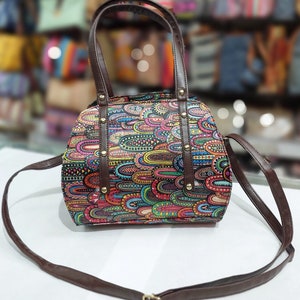 Sling Bag | Baumwolle Katha Stich Patola Seide Digitaldruck Handtrage | Henkeltasche