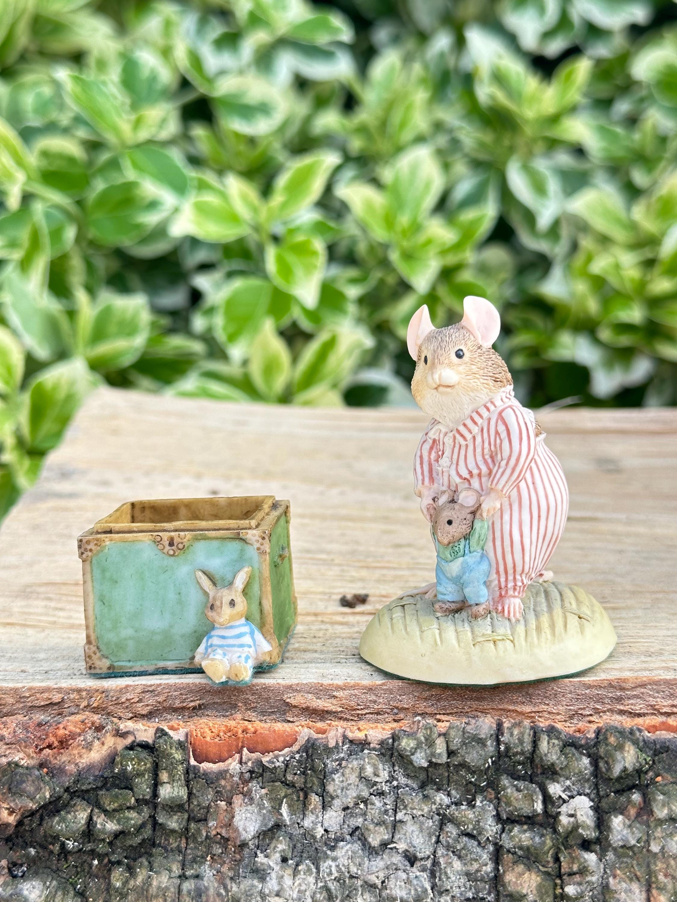 Brambly Hedge Mouse Figurines by Jill Barklem - Border Fine Arts