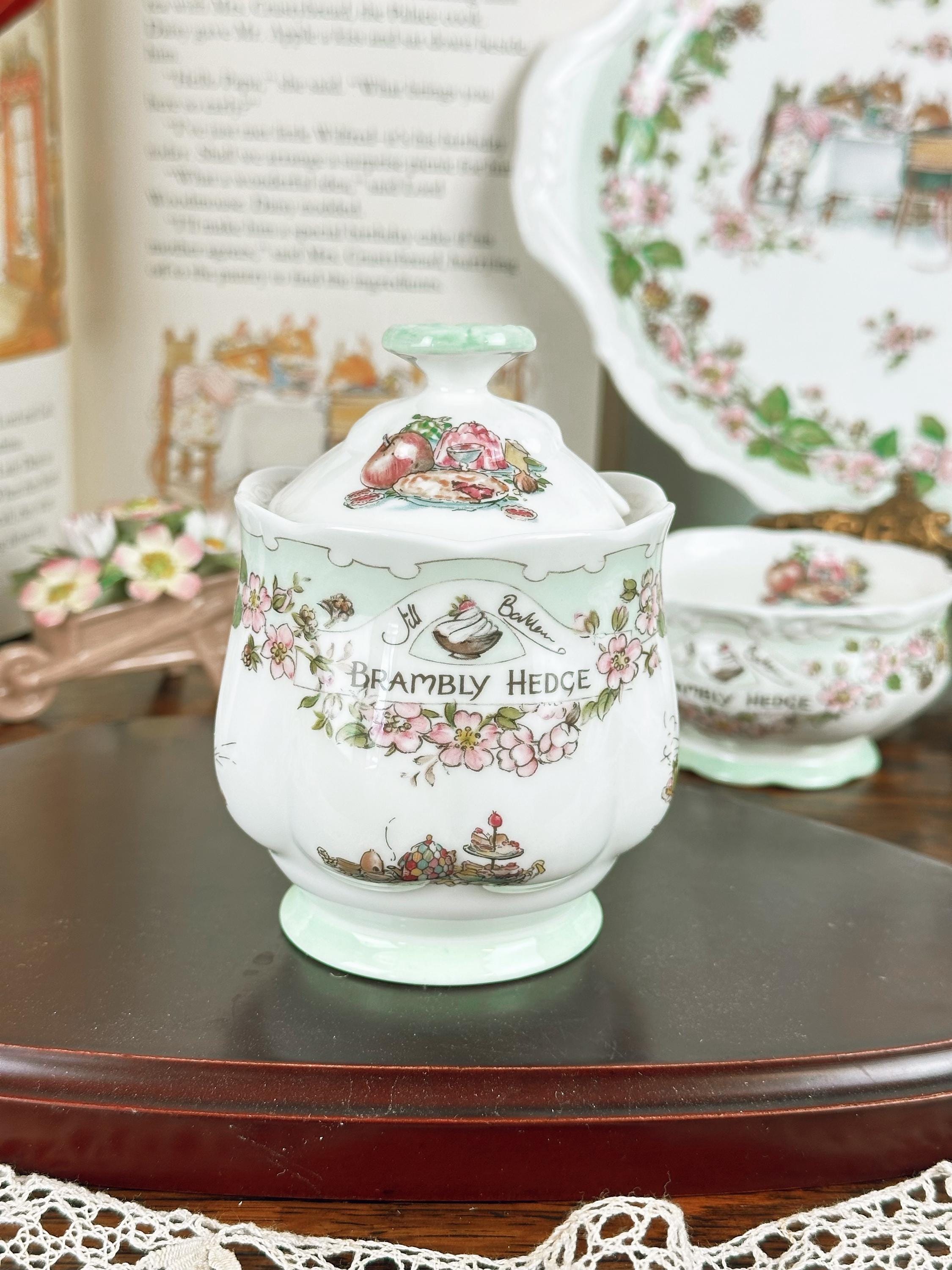 Royal Doulton Brambly Hedge Miniature Tea Set: Bone China