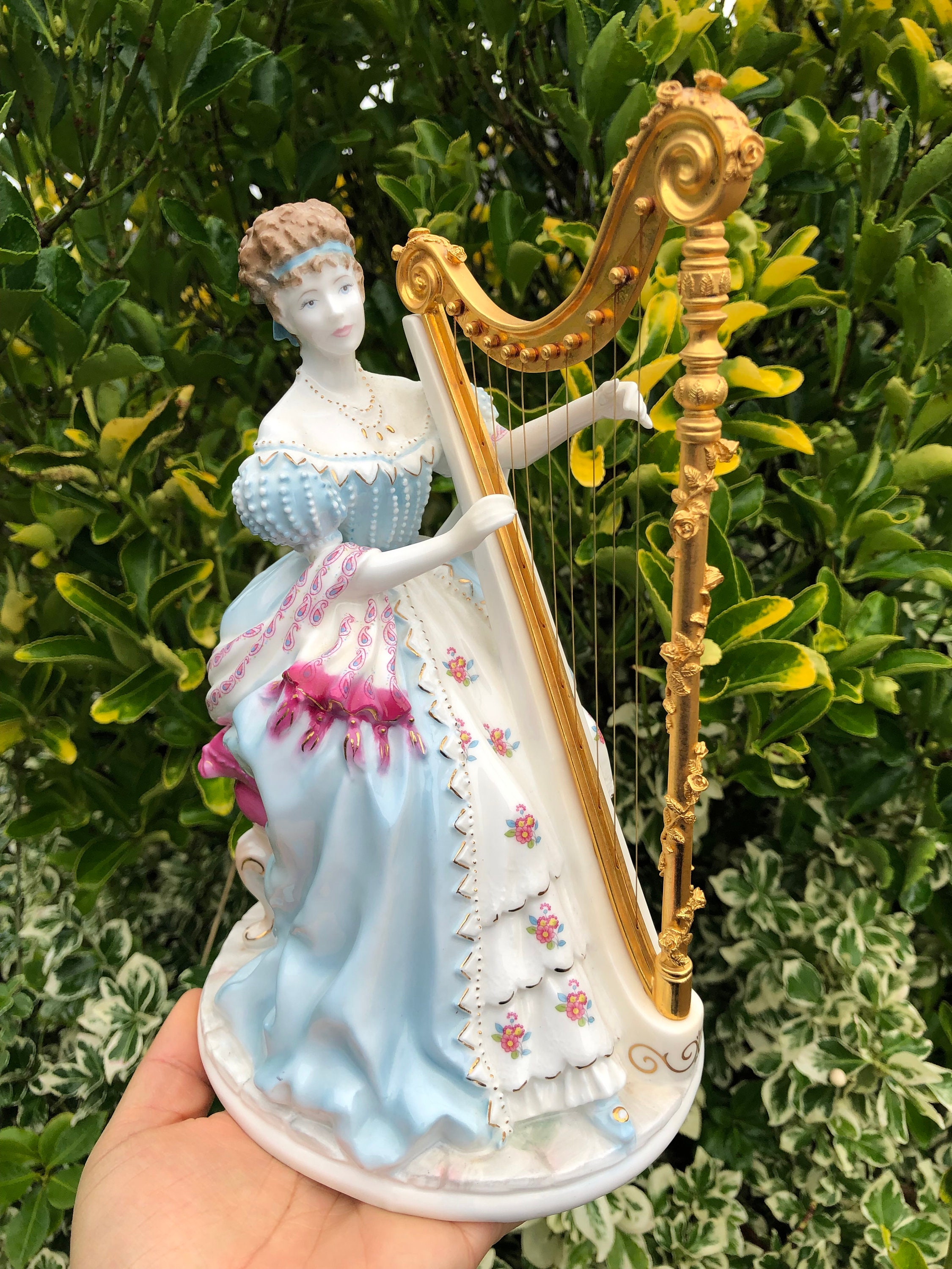 Royal worcester figurine - Etsy Polska