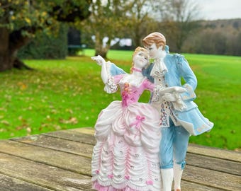 Vintage Royal Worcester Collectible Figurine: A Royal Presentation