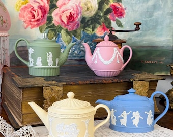Rare Wedgwood Jasper Teapot: Floral Garland, Original Box & Certificate
