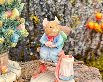 Brambly Hedge by Jill Barklem - Border Fine Arts Dusty Pushing