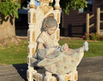 Rare Finds 1982 - Lladro - 1395 - Quiqueta Inquieta - Naughty