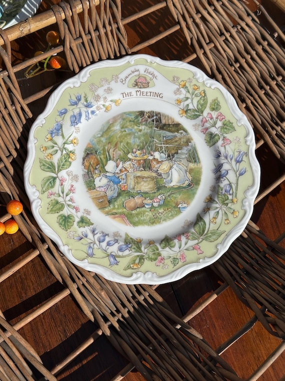 ロイヤルドルトンブランブリーヘッジ Meeting on the Sandトリオ