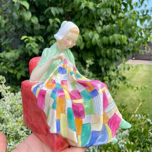 Royal Doulton Patchwork Quilt HN1984 Figure - Etsy