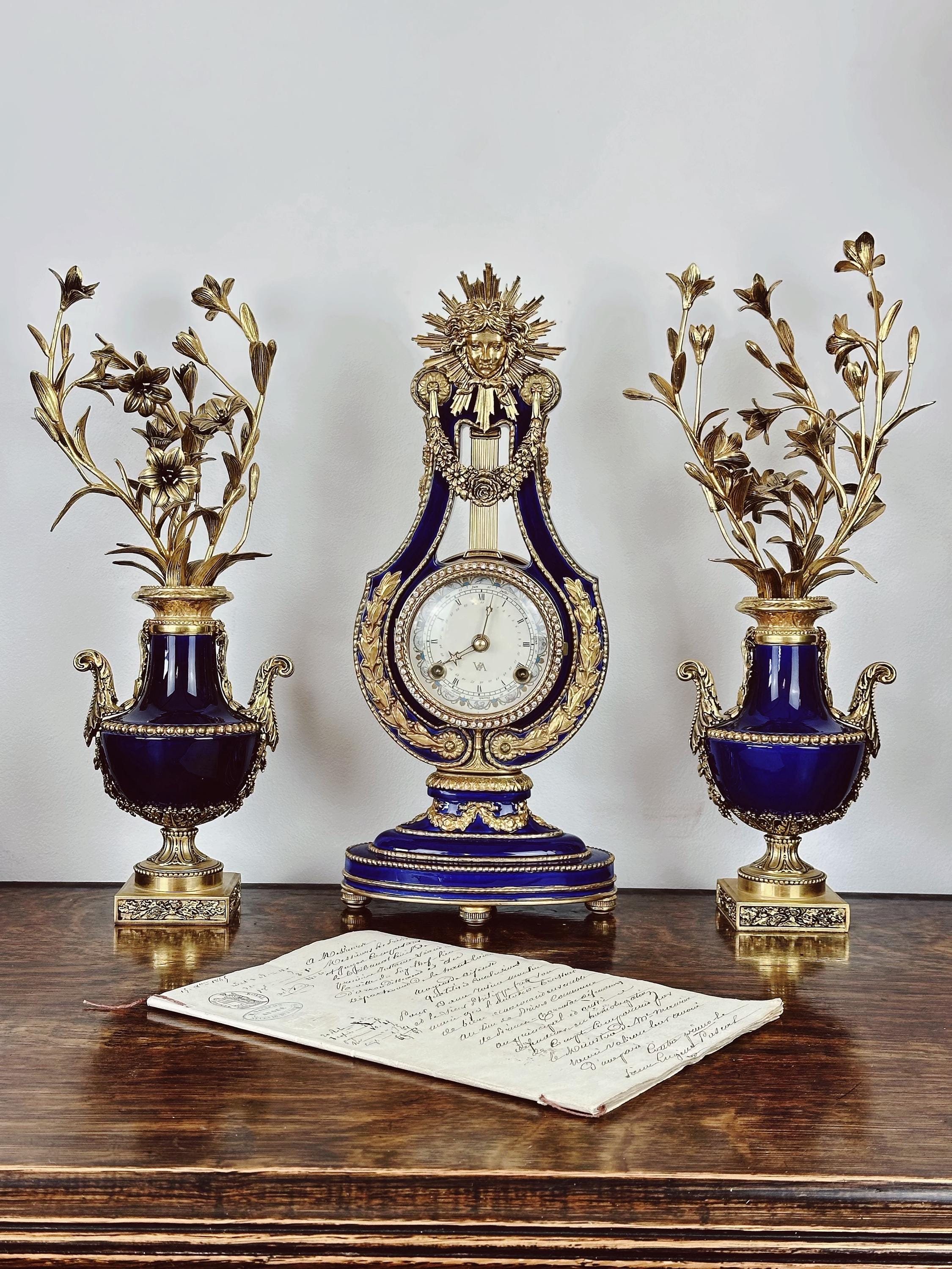V&A Franklin Mint Maria Antoinette Clock With Garnature Set Royal V&A Franklin Mint Maria Antoinette Clock With Garnature Set Royal