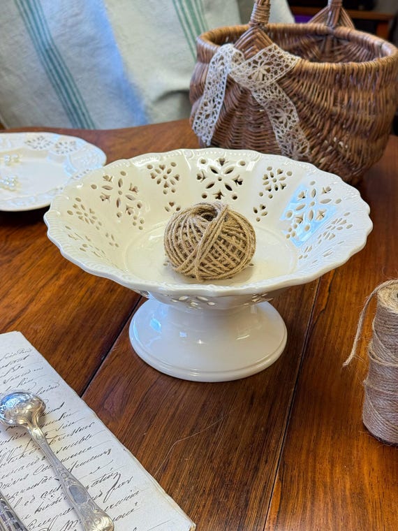 Vintage Kitchen Table: Royal Creamware Originals Stand Comport