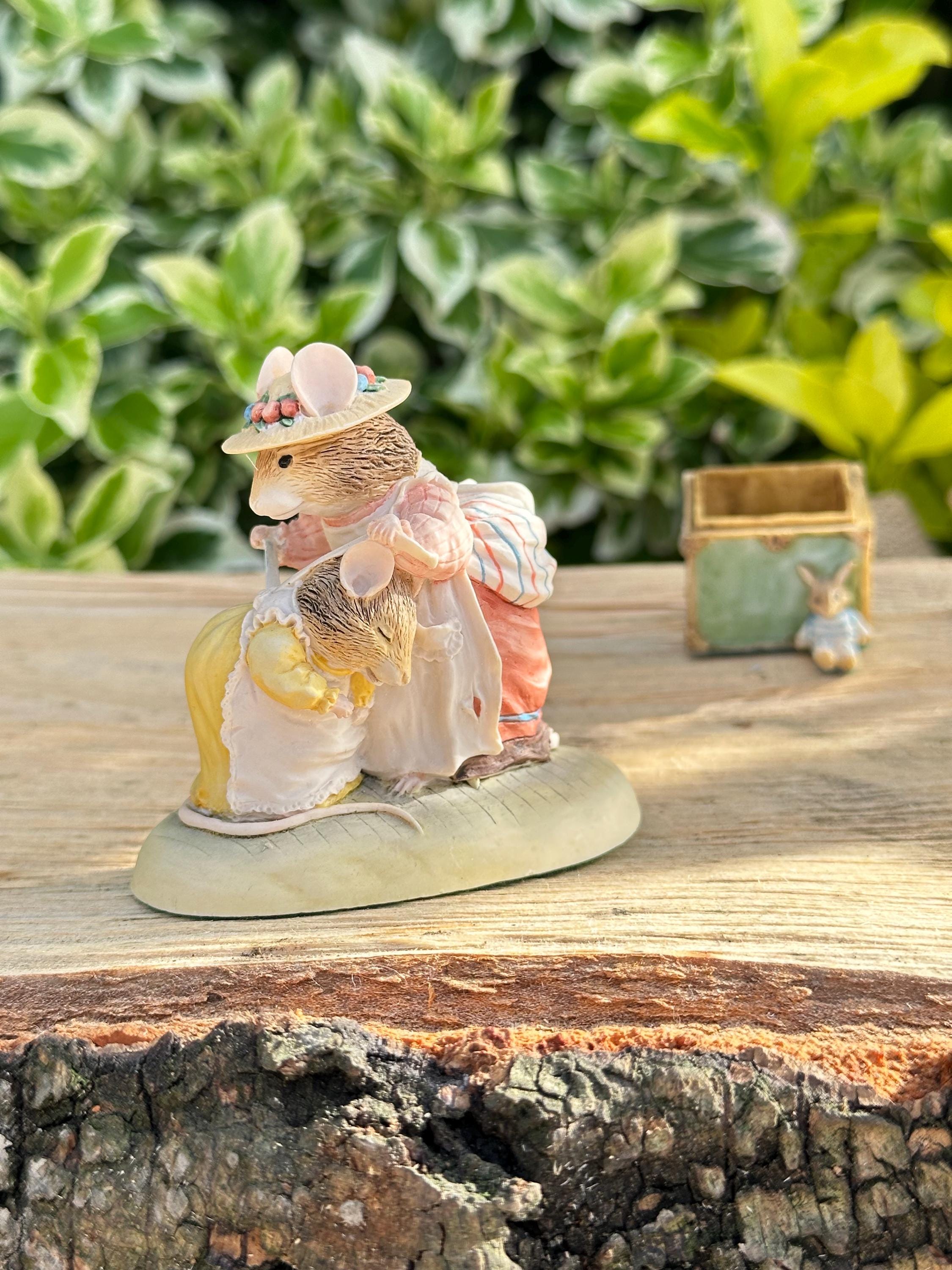 Brambly Hedge Border Fine Arts - Etsy UK