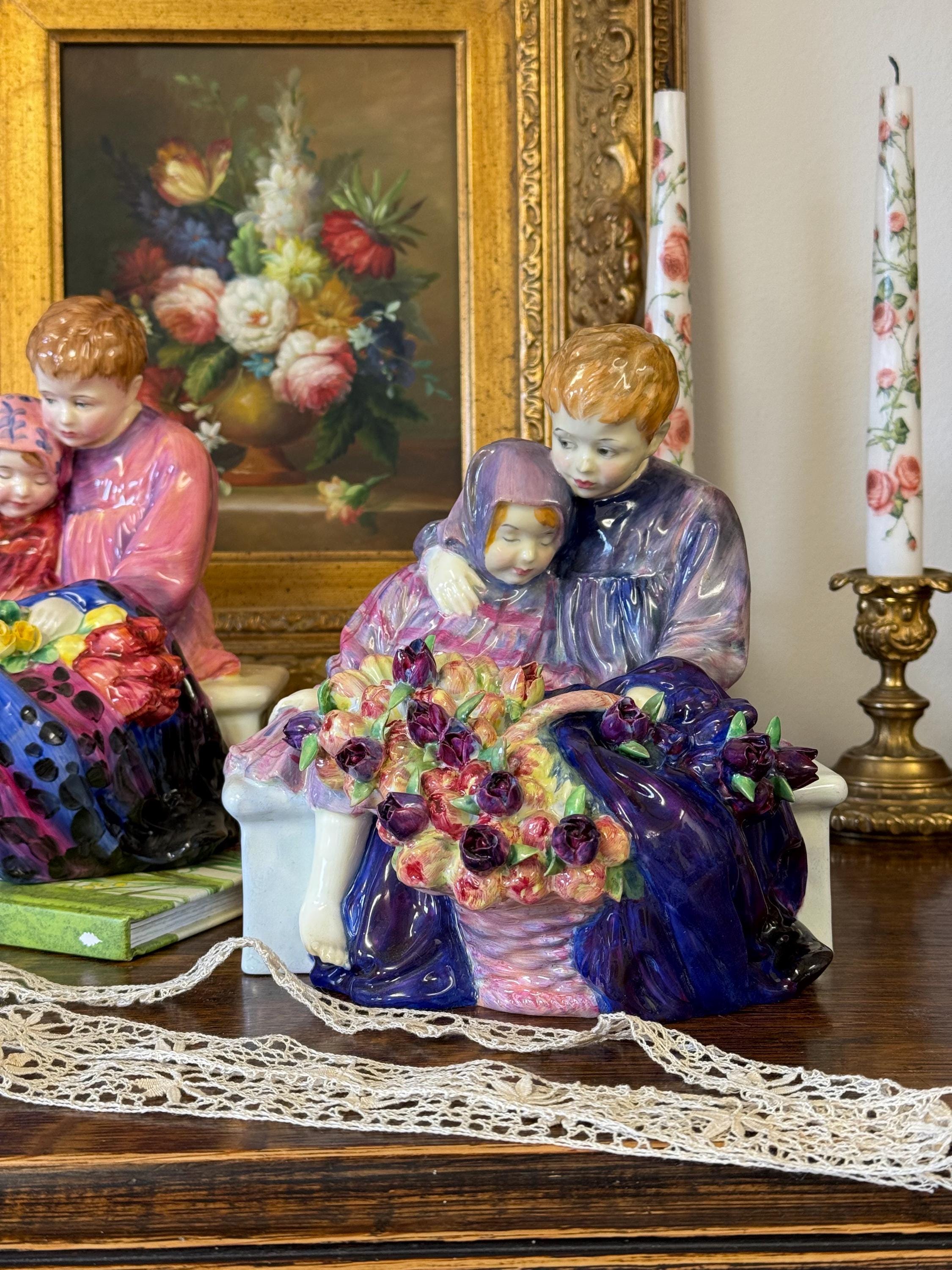 Vintage RARE Royal Doulton the Flower Sellers Children HN 1206 Old