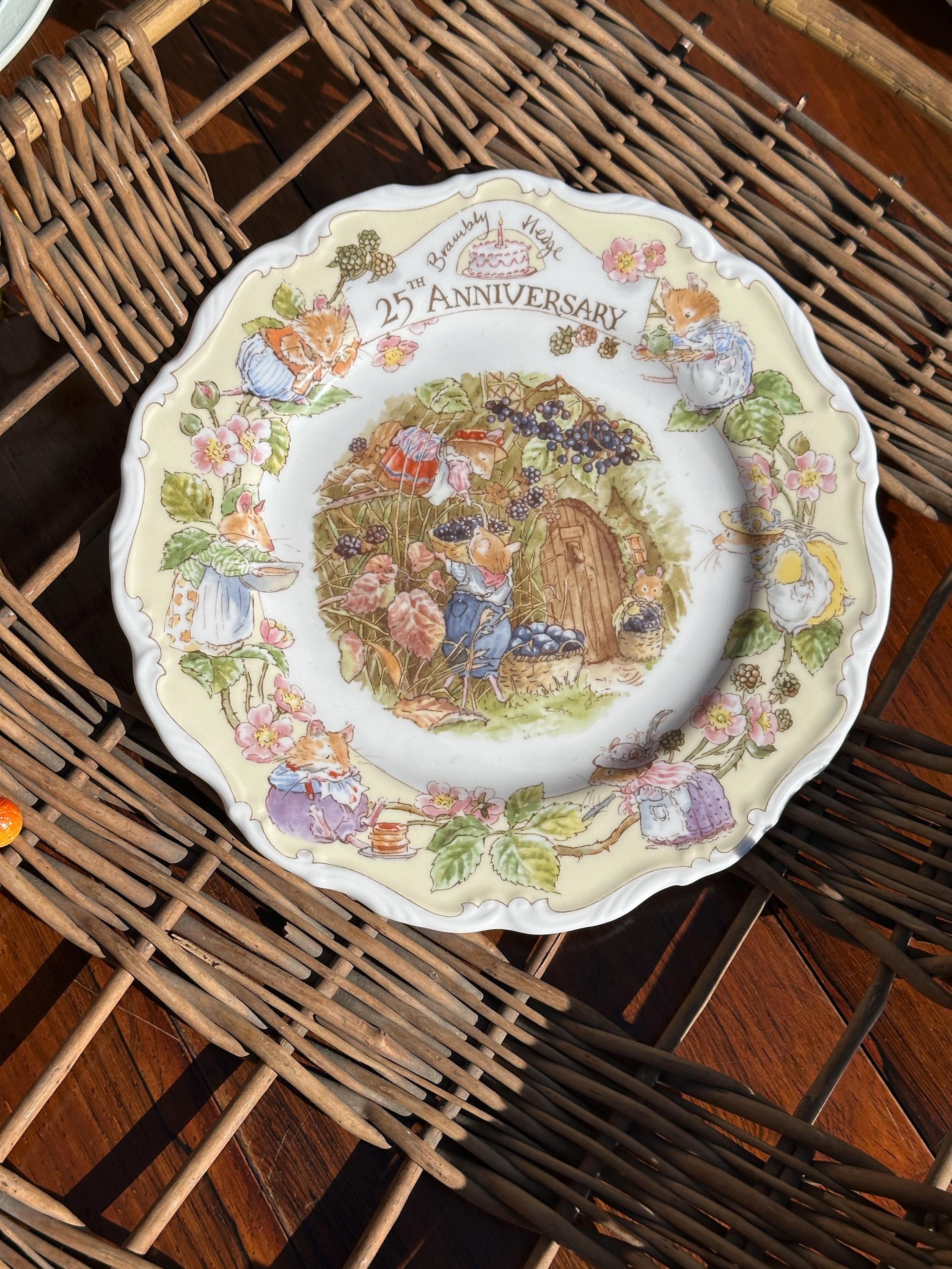 Royal Doulton Brambly Hedge 25th Anniversary Lord Woodmouse 8